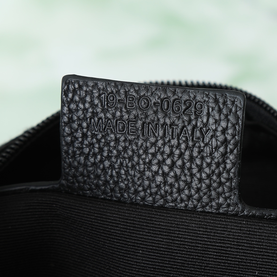 Dior Basic Bag Cow Leather Black L-s