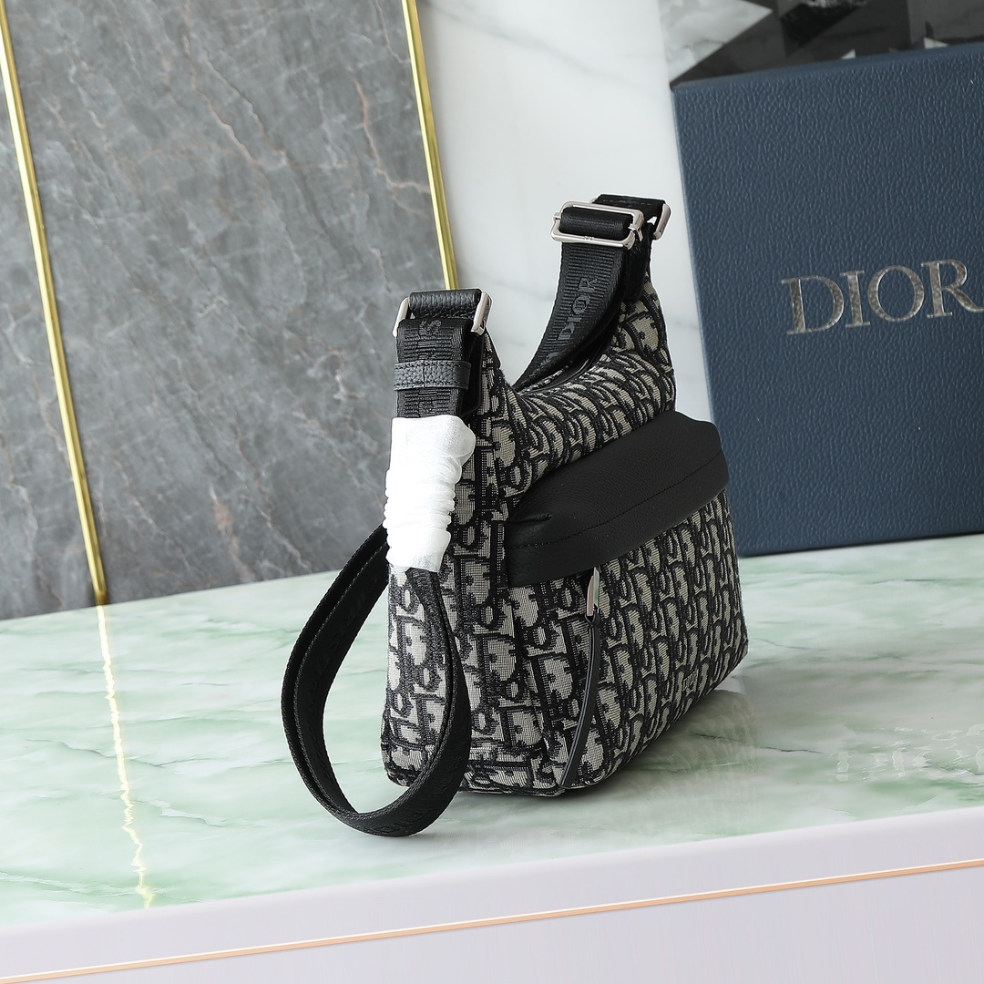 Dior Basic Bag Cow Leather Black L-s