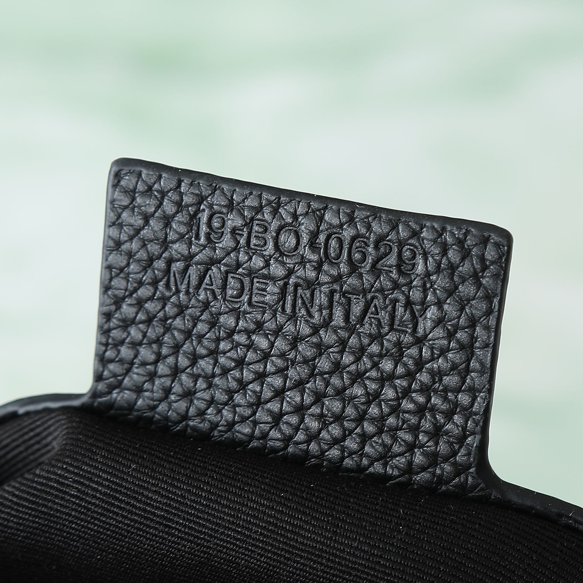 Dior Basic Bag Cow Leather Black L-s