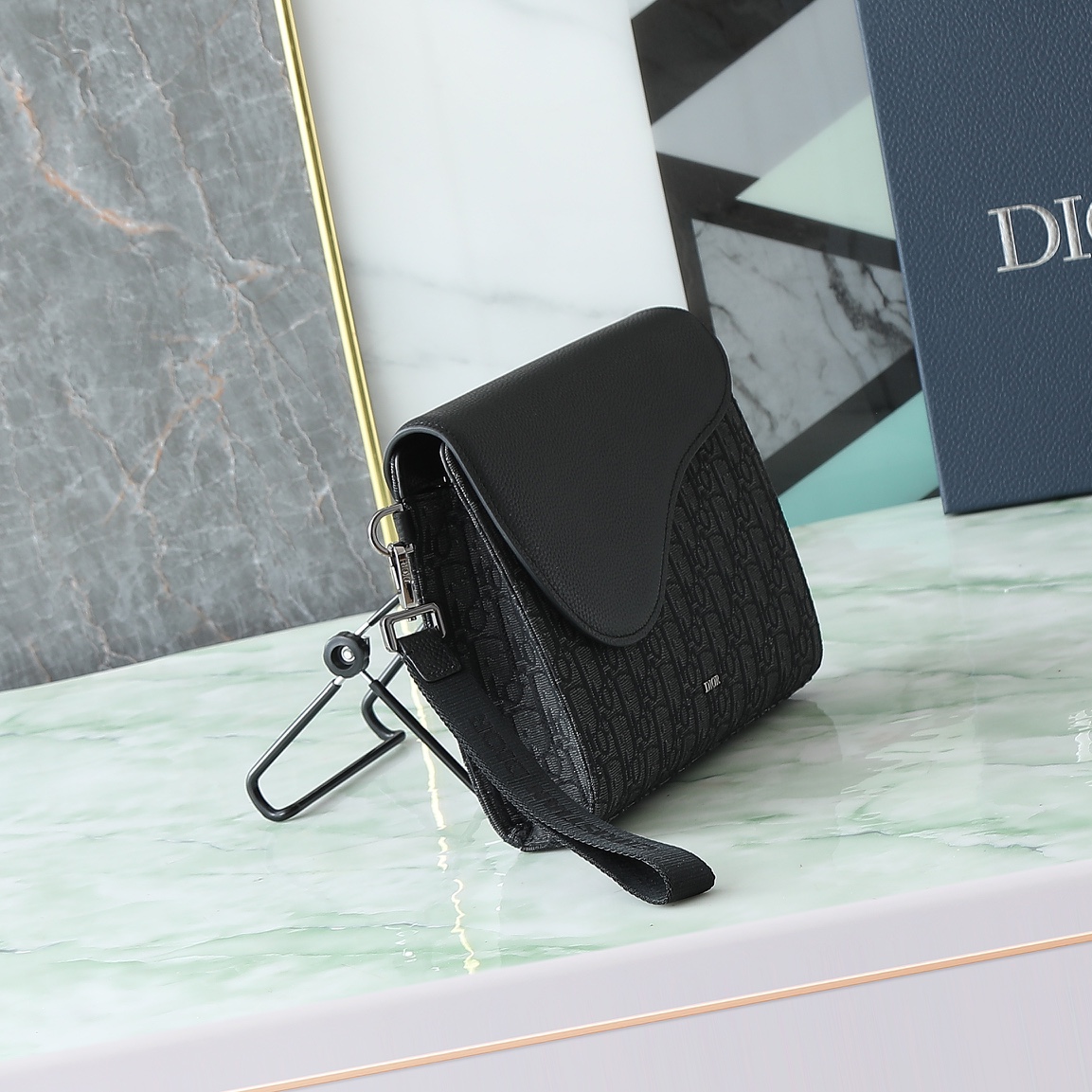 Dior Clutch Bag Cow Leather Black L-s