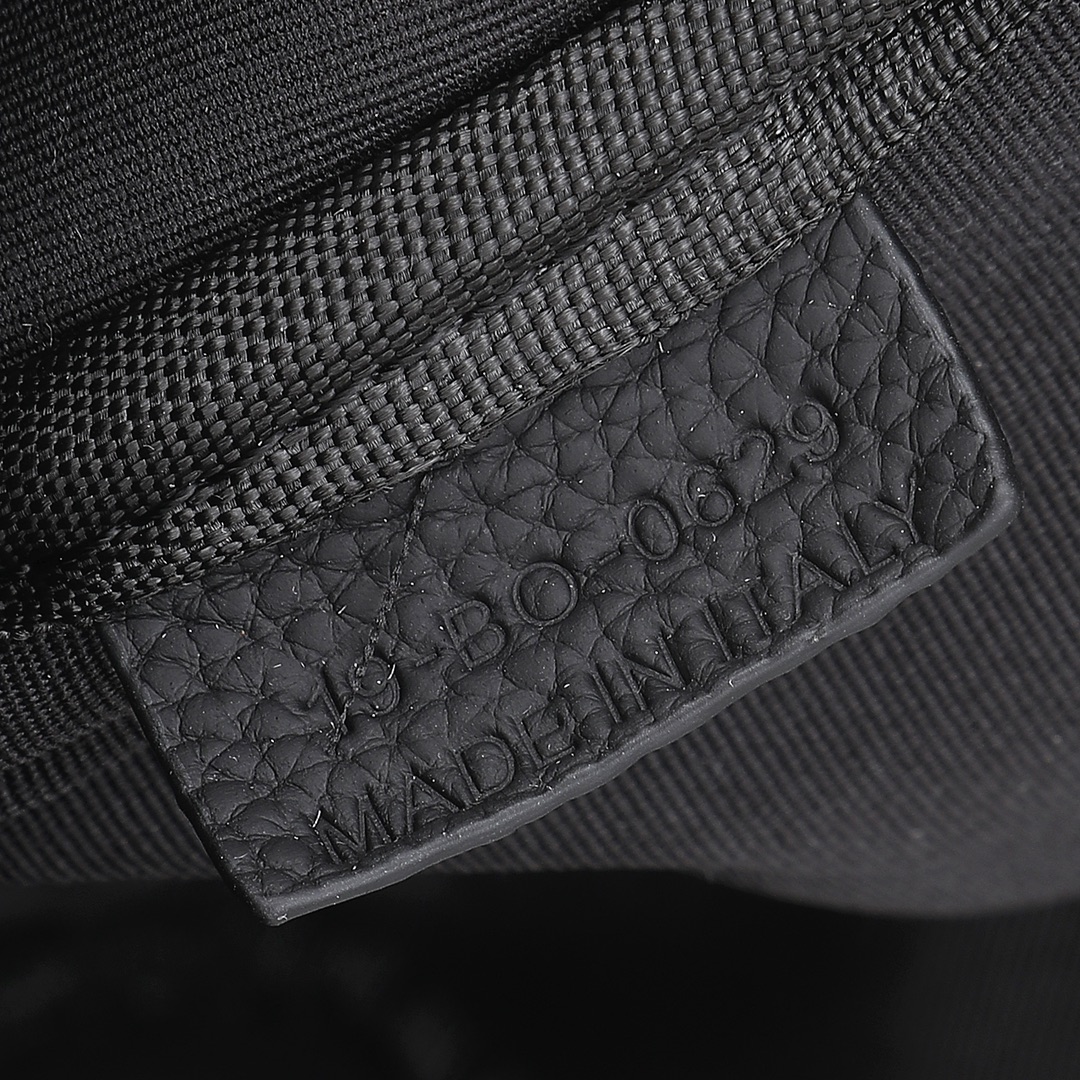 Dior Basic Bag Cow Leather Black L-s