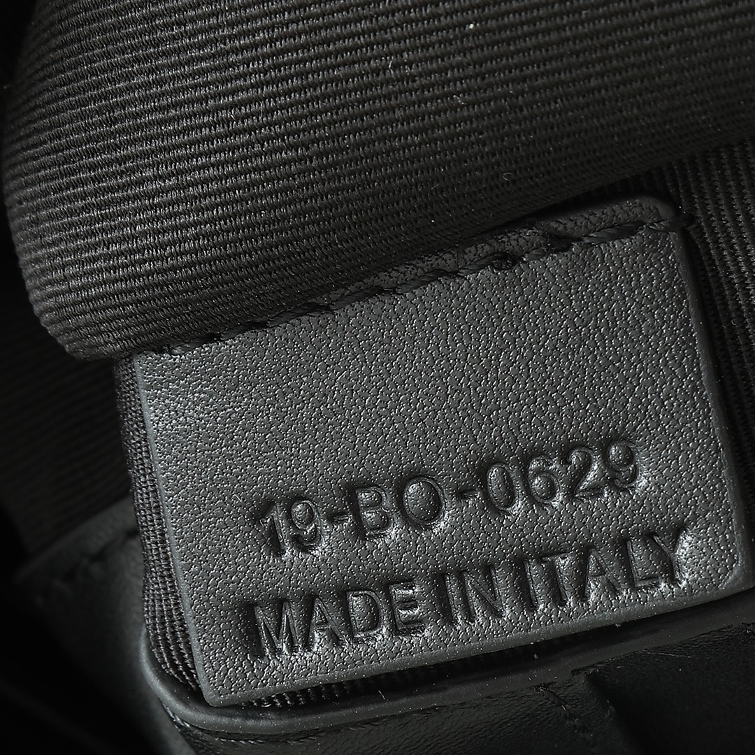 Dior Clutch Bag Cow Leather Black L-s