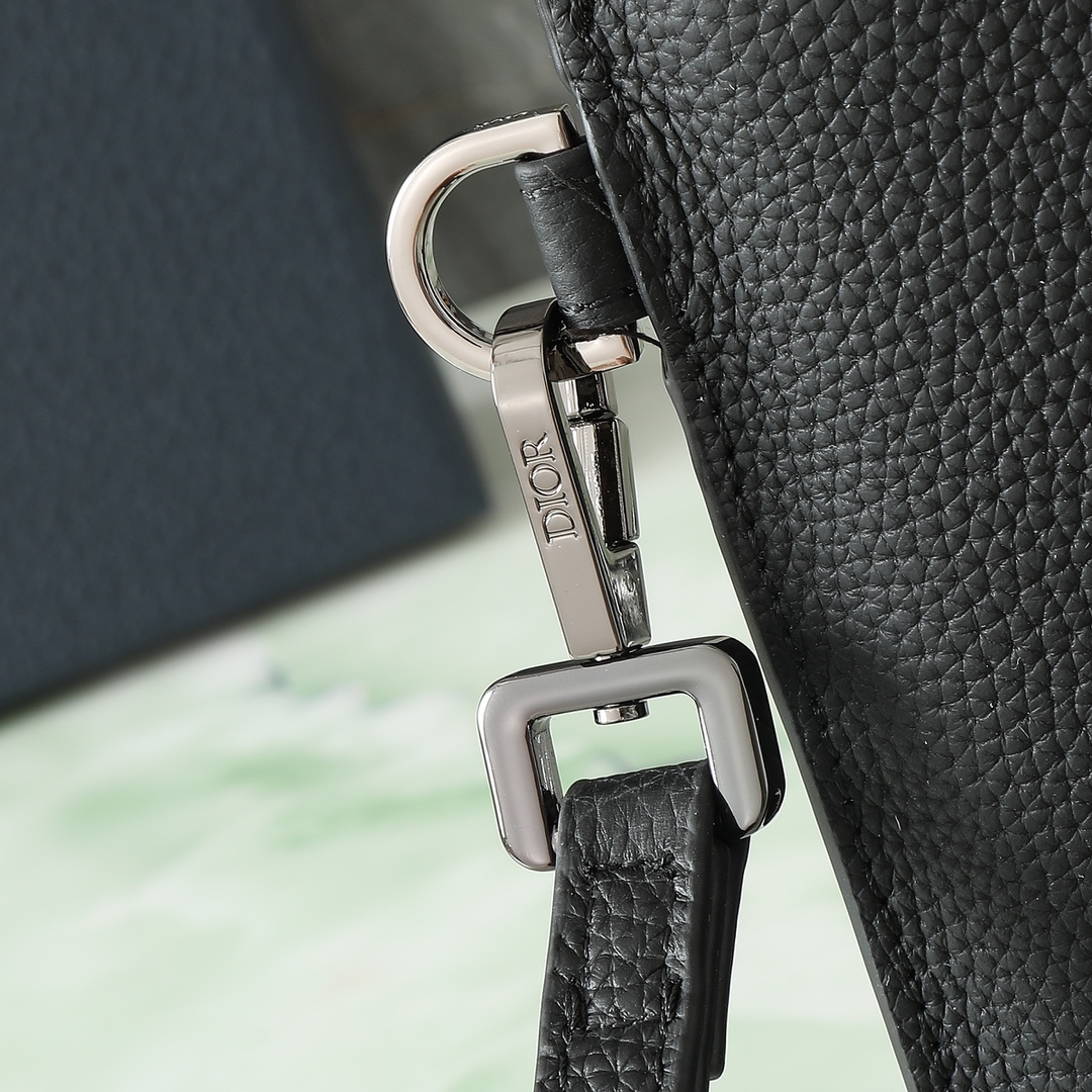 Dior Clutch Bag Cow Leather Black S