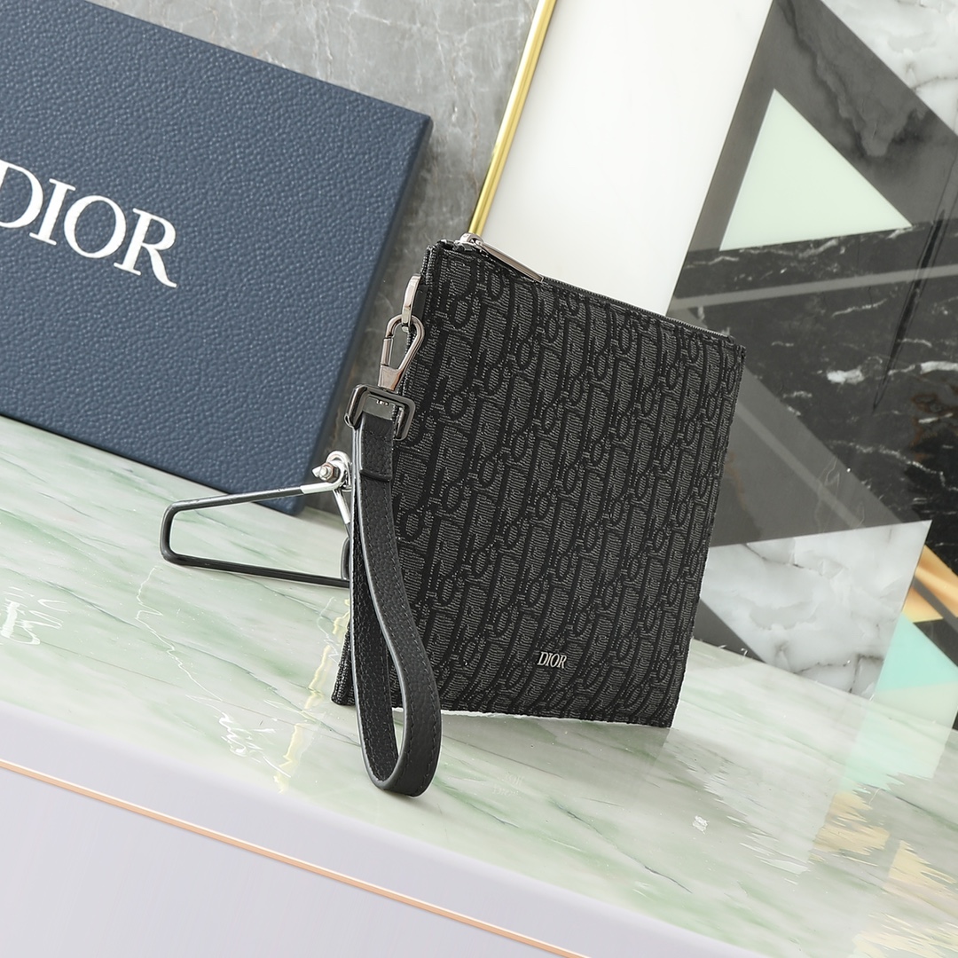 Dior Clutch Bag Cow Leather Black L-s