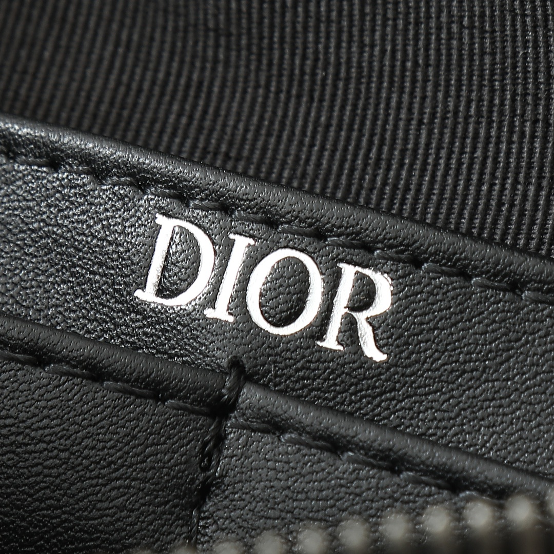 Dior Clutch Bag Cow Leather Black L-s