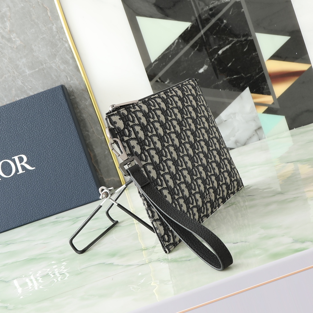 Dior Clutch Bag Cow Leather Black L-s
