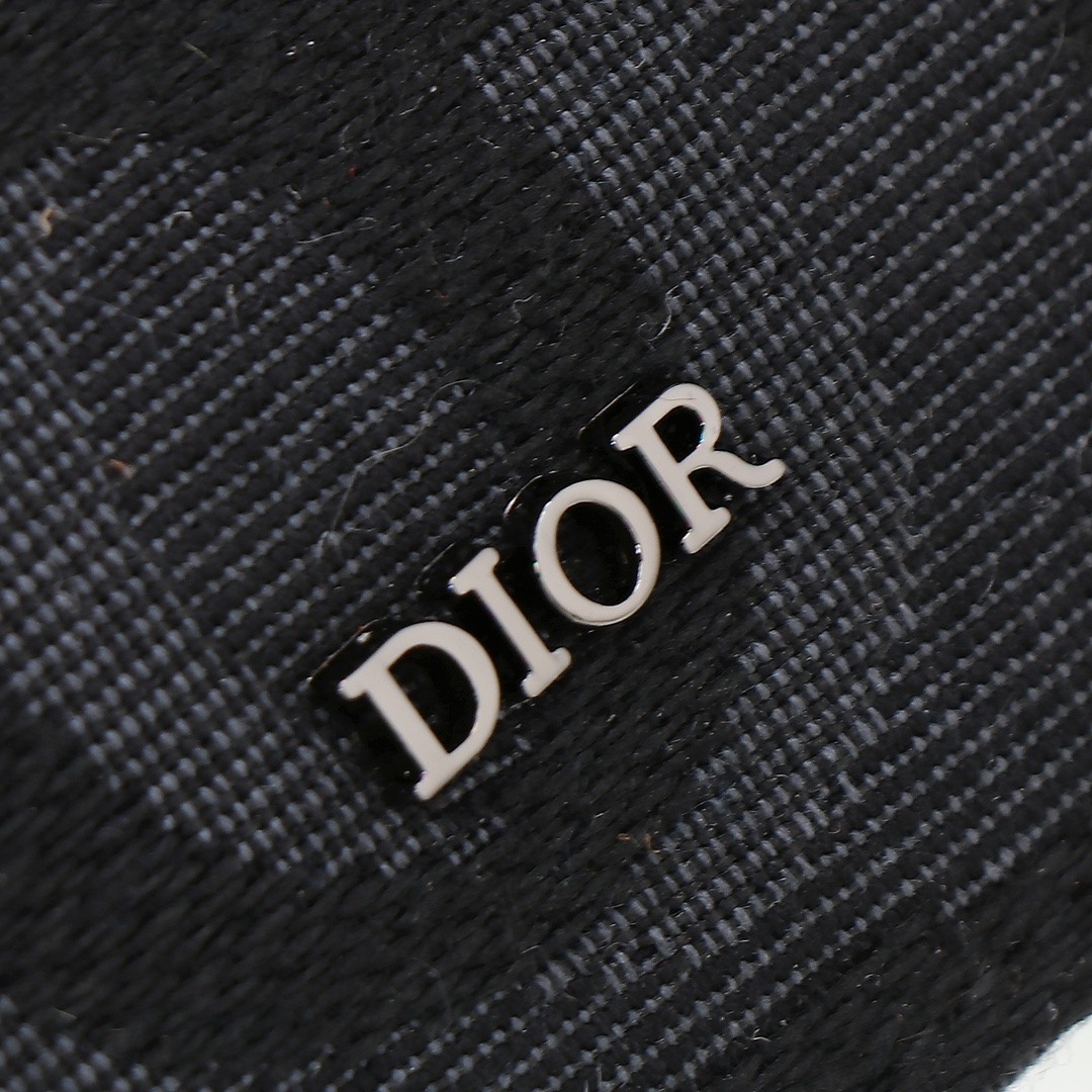 Dior Clutch Bag Cow Leather Black L-xl-s