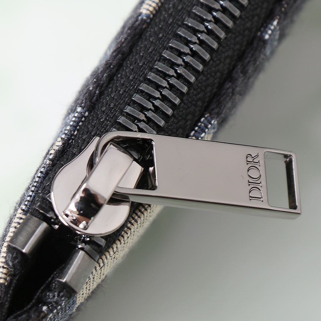 Dior Clutch Bag Cow Leather Black L-xl-s