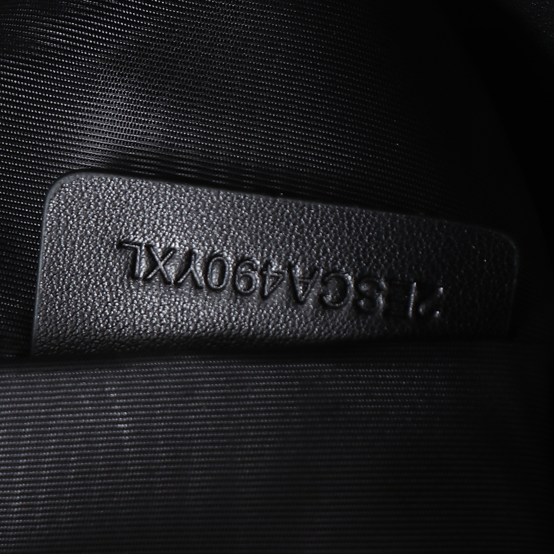 Dior Clutch Bag Cow Leather Black L-xl-s