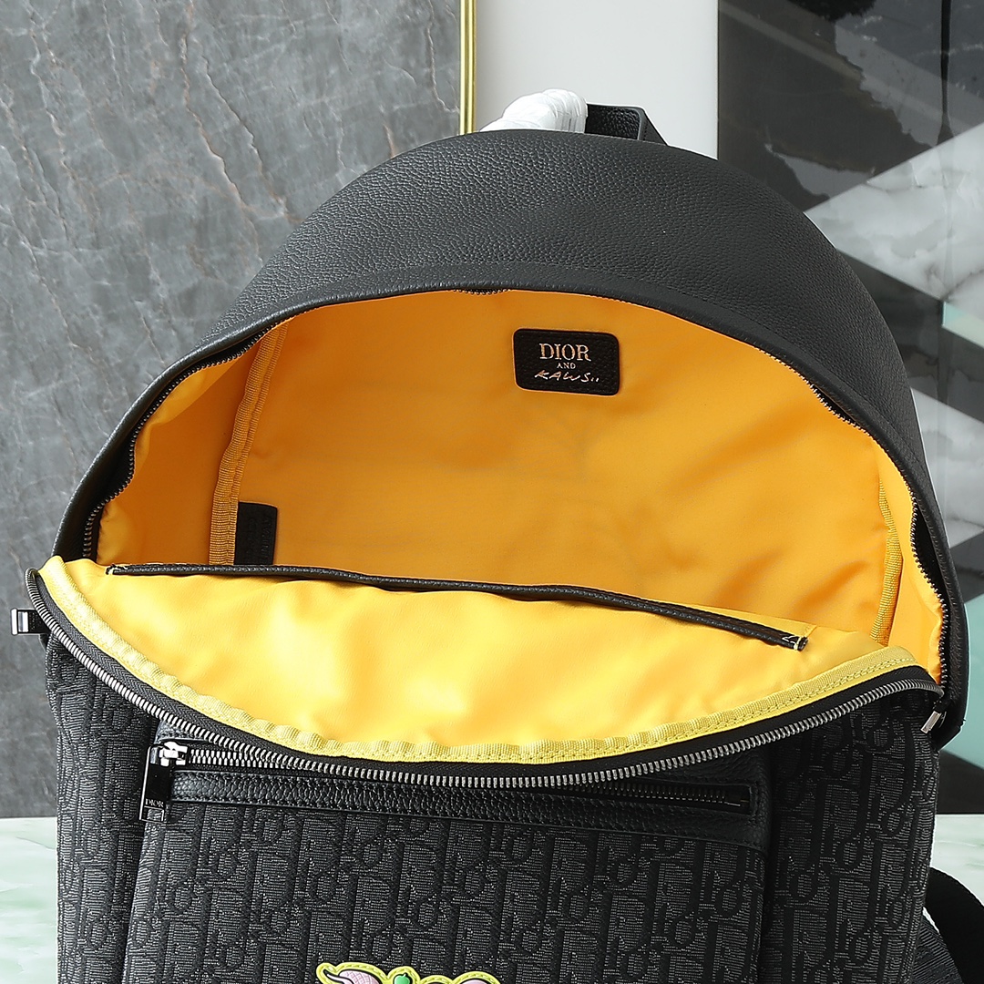 Dior Shoulder Bag Cow Leather Black L-s