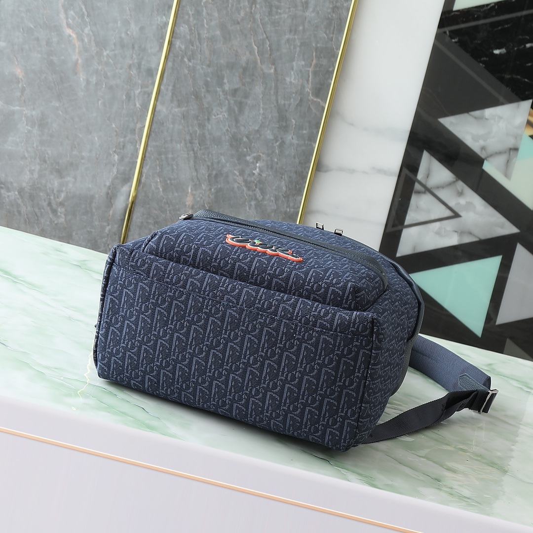 Dior Shoulder Bag Cow Leather Red L-s