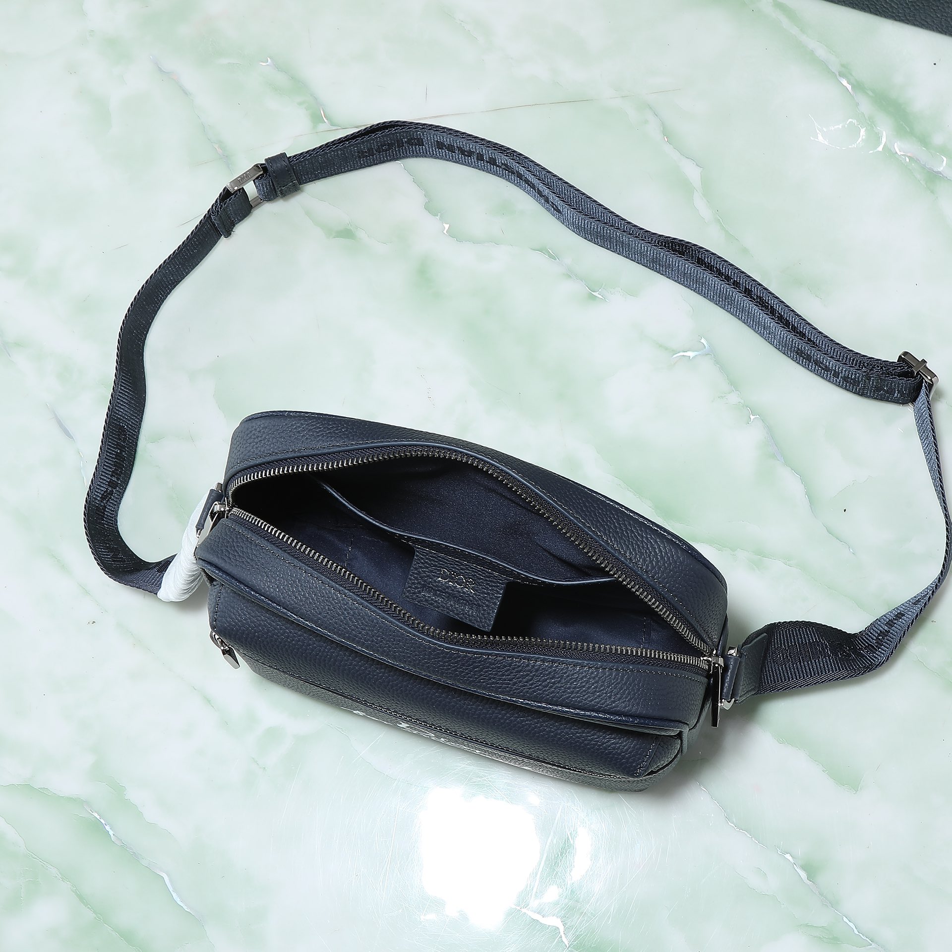 Dior Messenger Bag Cow Leather White M-l-s