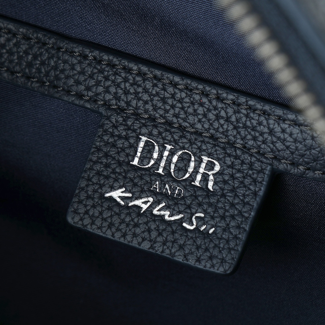 Dior Basic Bag Cow Leather White M-l-s