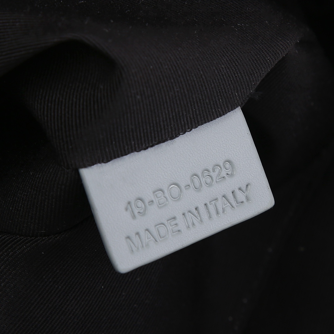 Dior Shoulder Bag Cow Leather Gray M-s