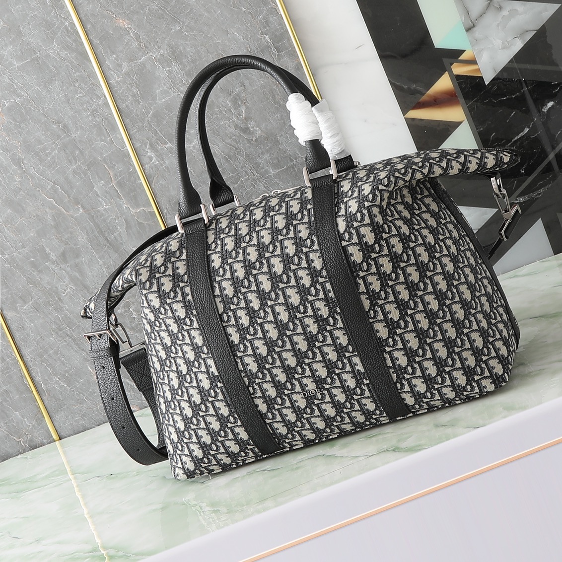 Dior Basic Bag Cow Leather Black L-s