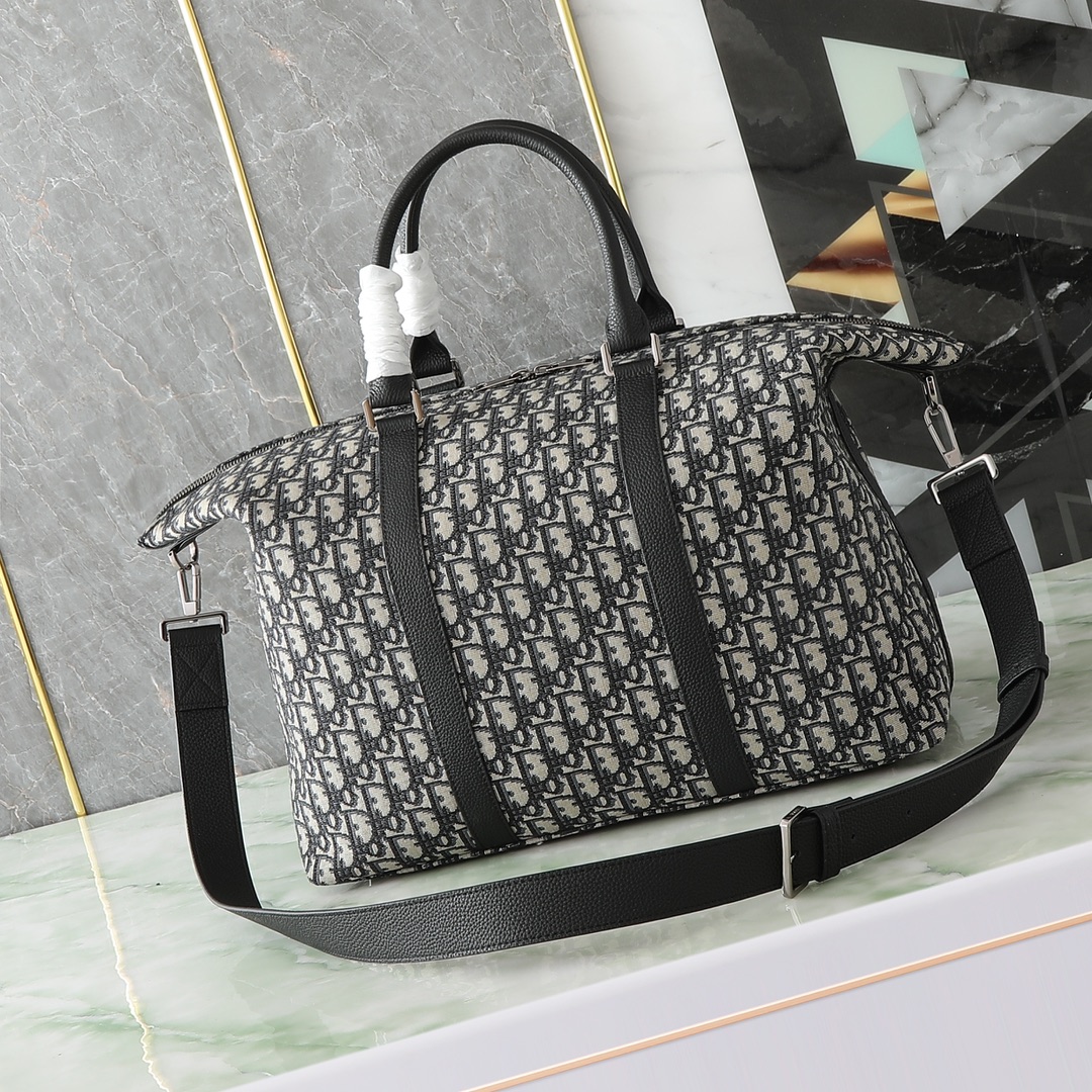 Dior Basic Bag Cow Leather Black L-s