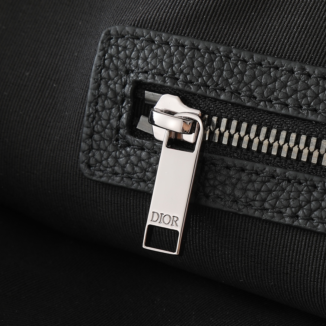 Dior Basic Bag Cow Leather Black L-s