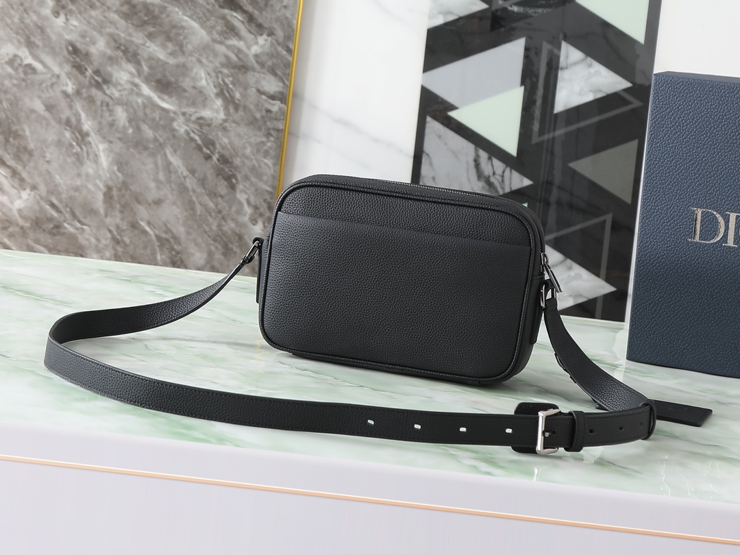 Dior Messenger Bag Cow Leather Black