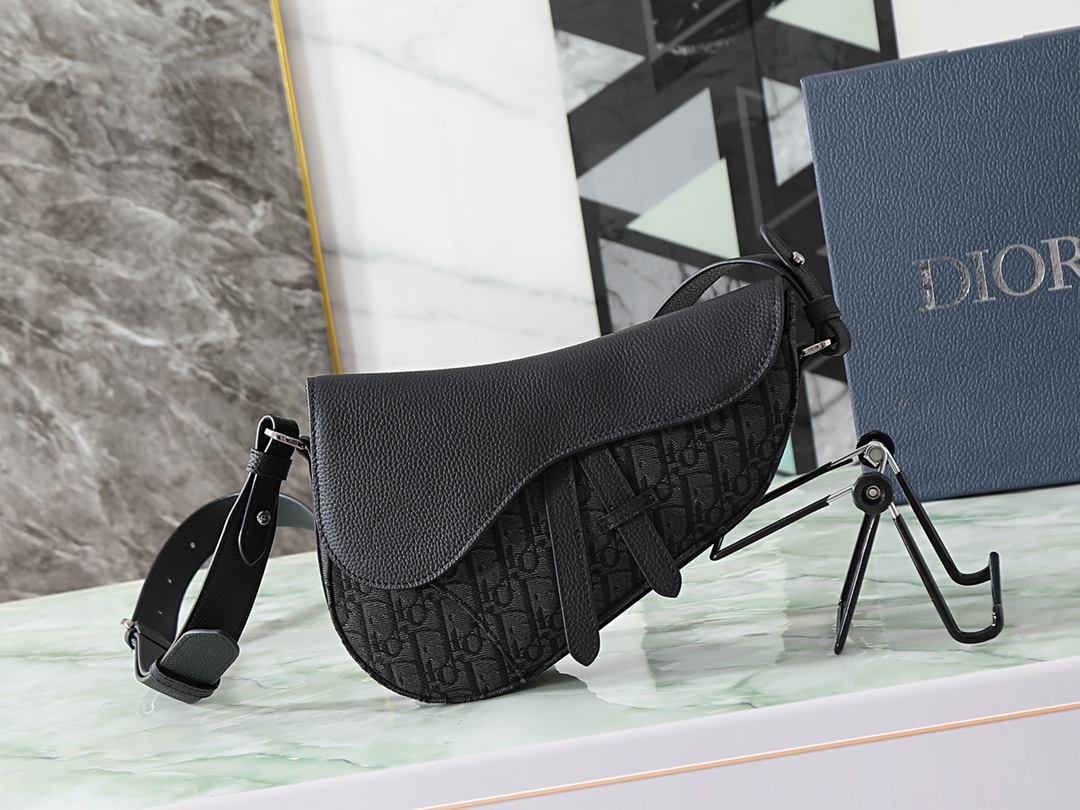 Dior Basic Bag Cow Leather Black L-s