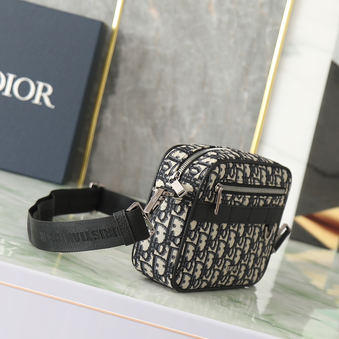 Dior Messenger Bag Cow Leather Black M-l-s