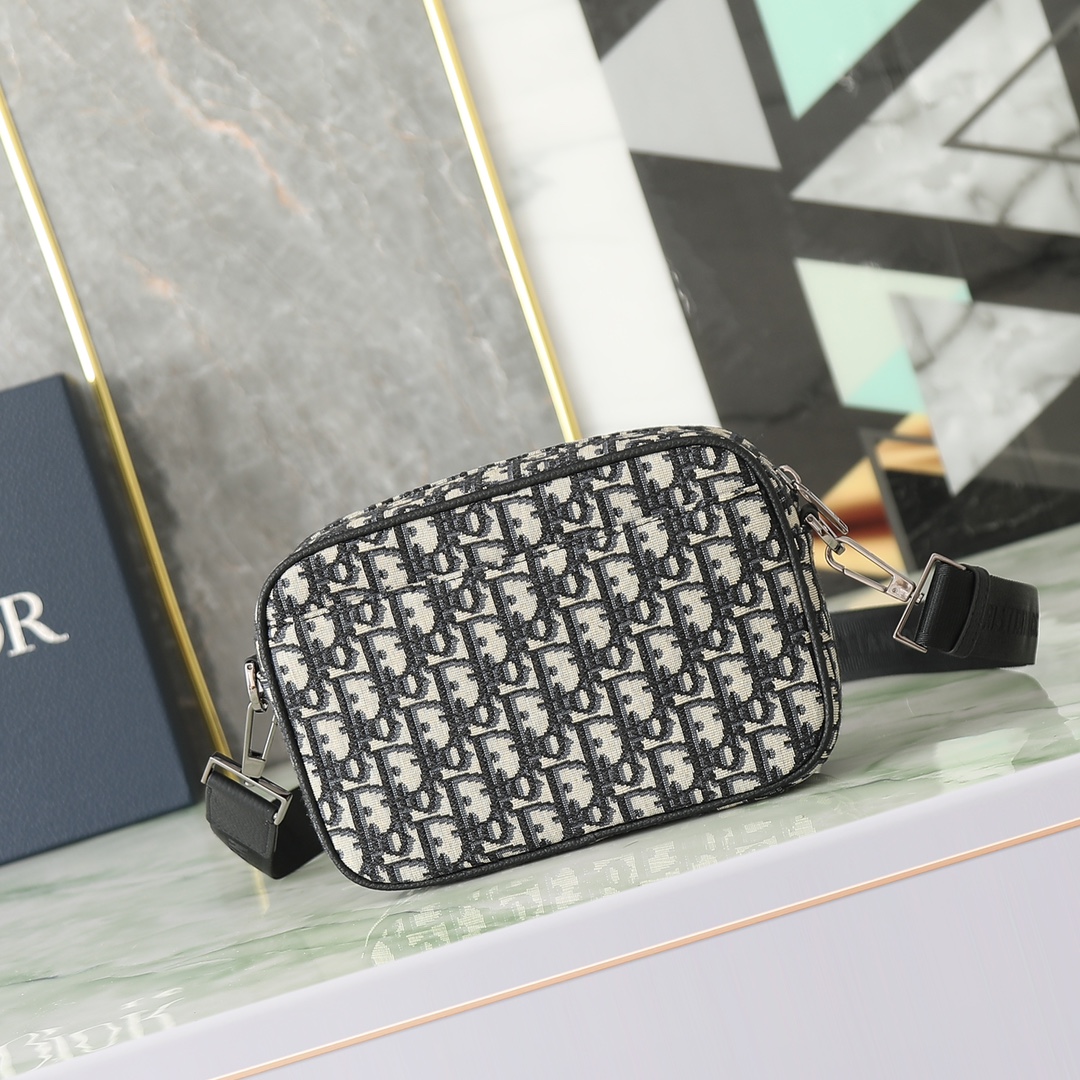 Dior Messenger Bag Cow Leather Black M-l-s