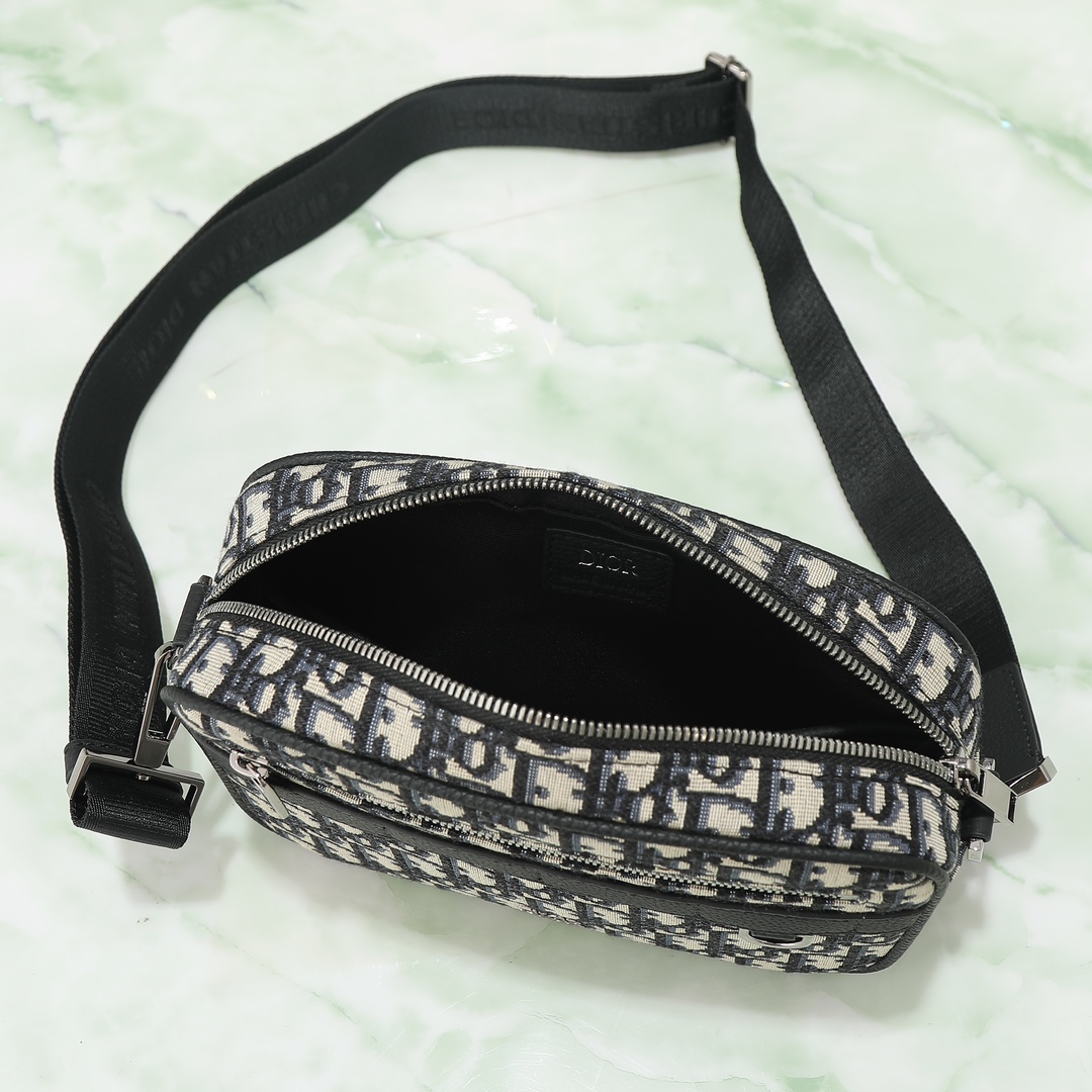 Dior Messenger Bag Cow Leather Black M-l-s