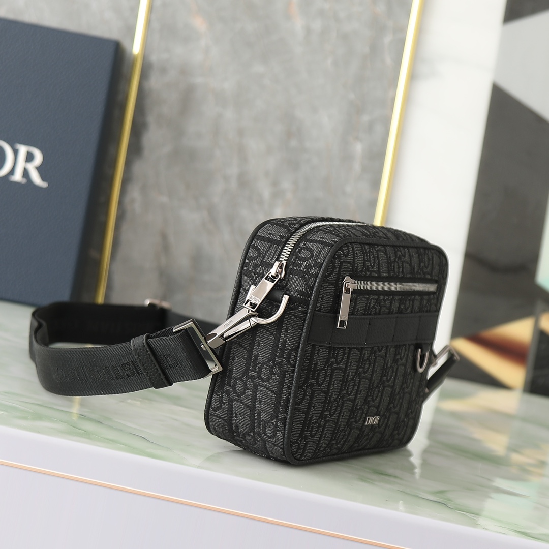 Dior Messenger Bag Cow Leather Black M-l-s