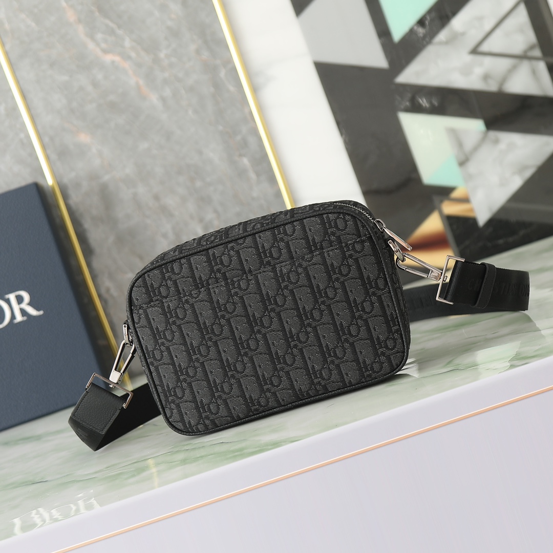 Dior Messenger Bag Cow Leather Black M-l-s