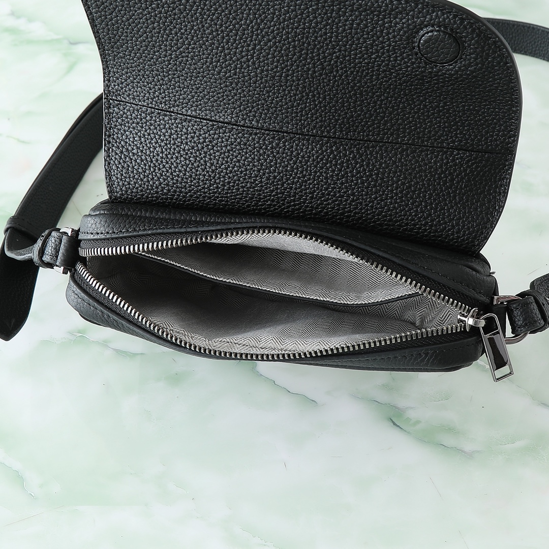 Dior Basic Bag Cow Leather Black Mini Size S