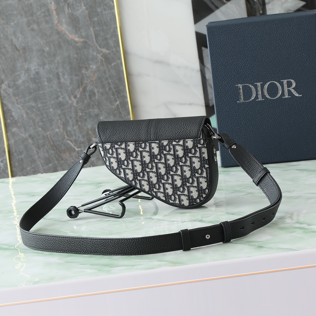 Dior Basic Bag Cow Leather Black Mini Size L-s