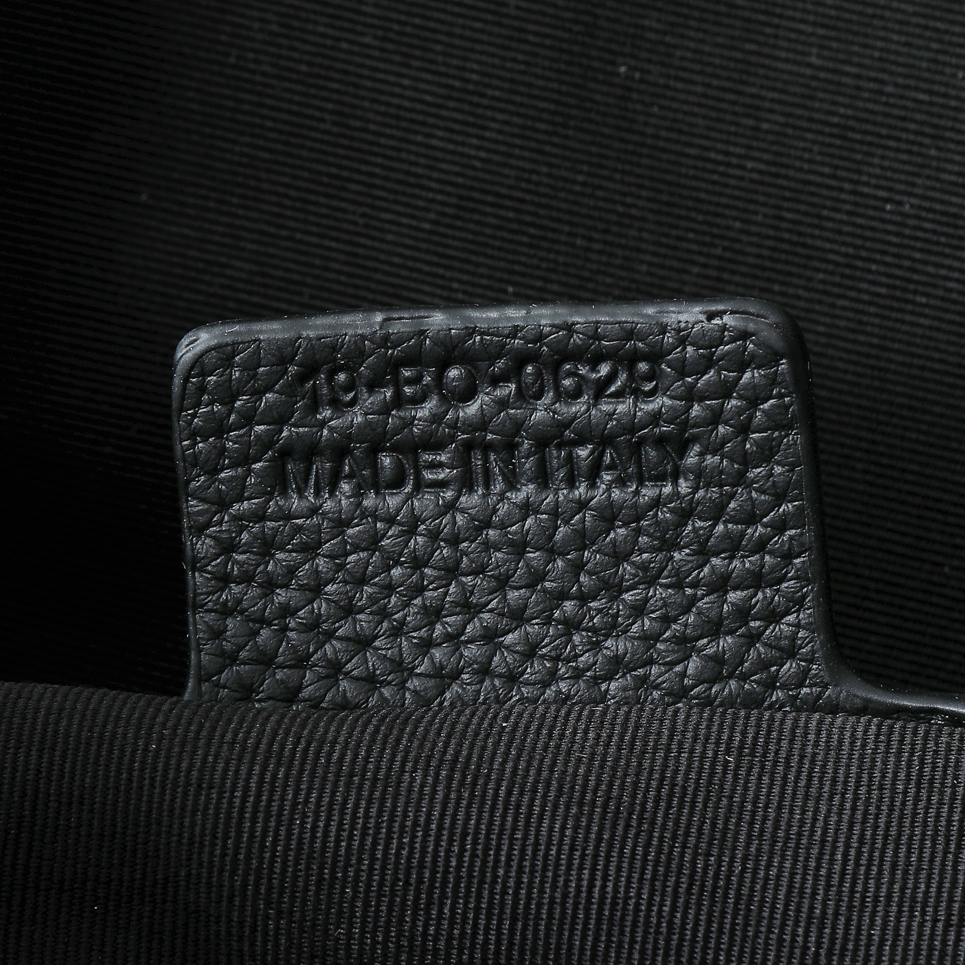 Dior Basic Bag Cow Leather Black L-s