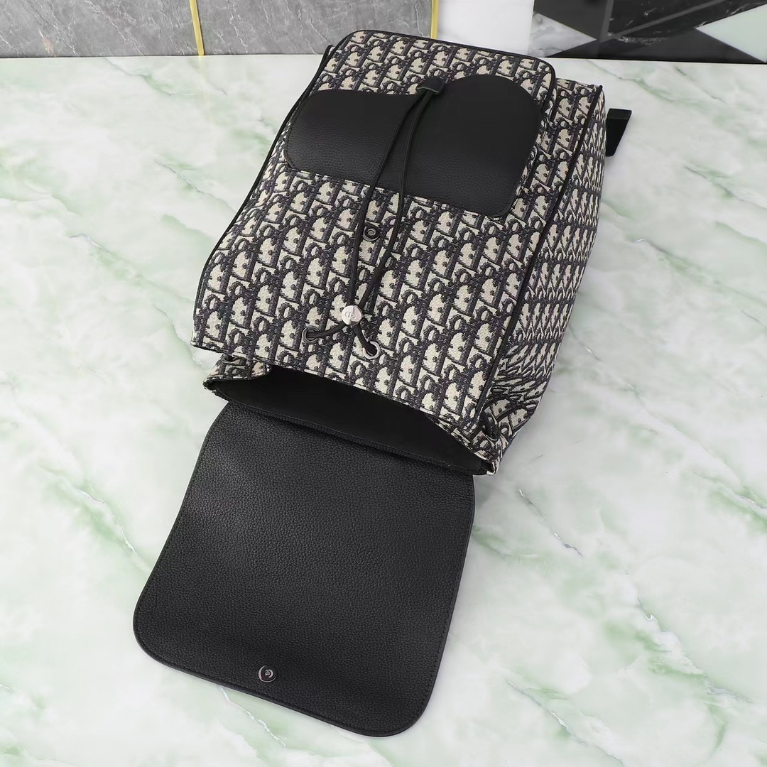 Dior Shoulder Bag Cow Leather Black L