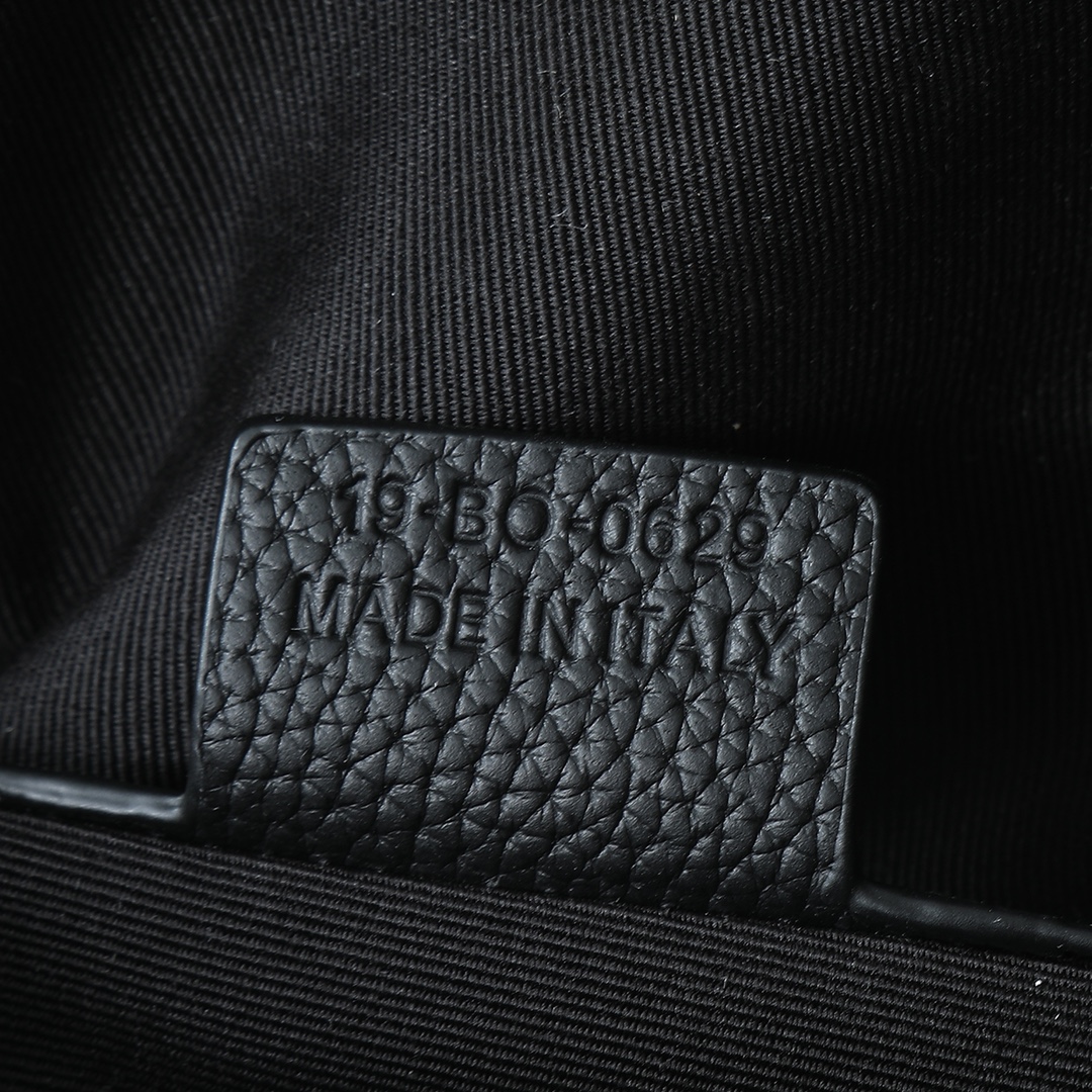 Dior Basic Bag Cow Leather Black L-s