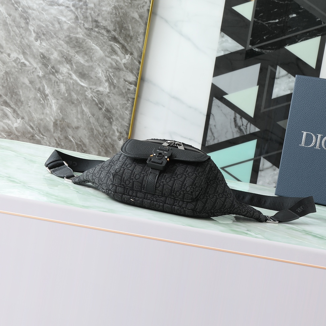 Dior Basic Bag Cow Leather Black L-s