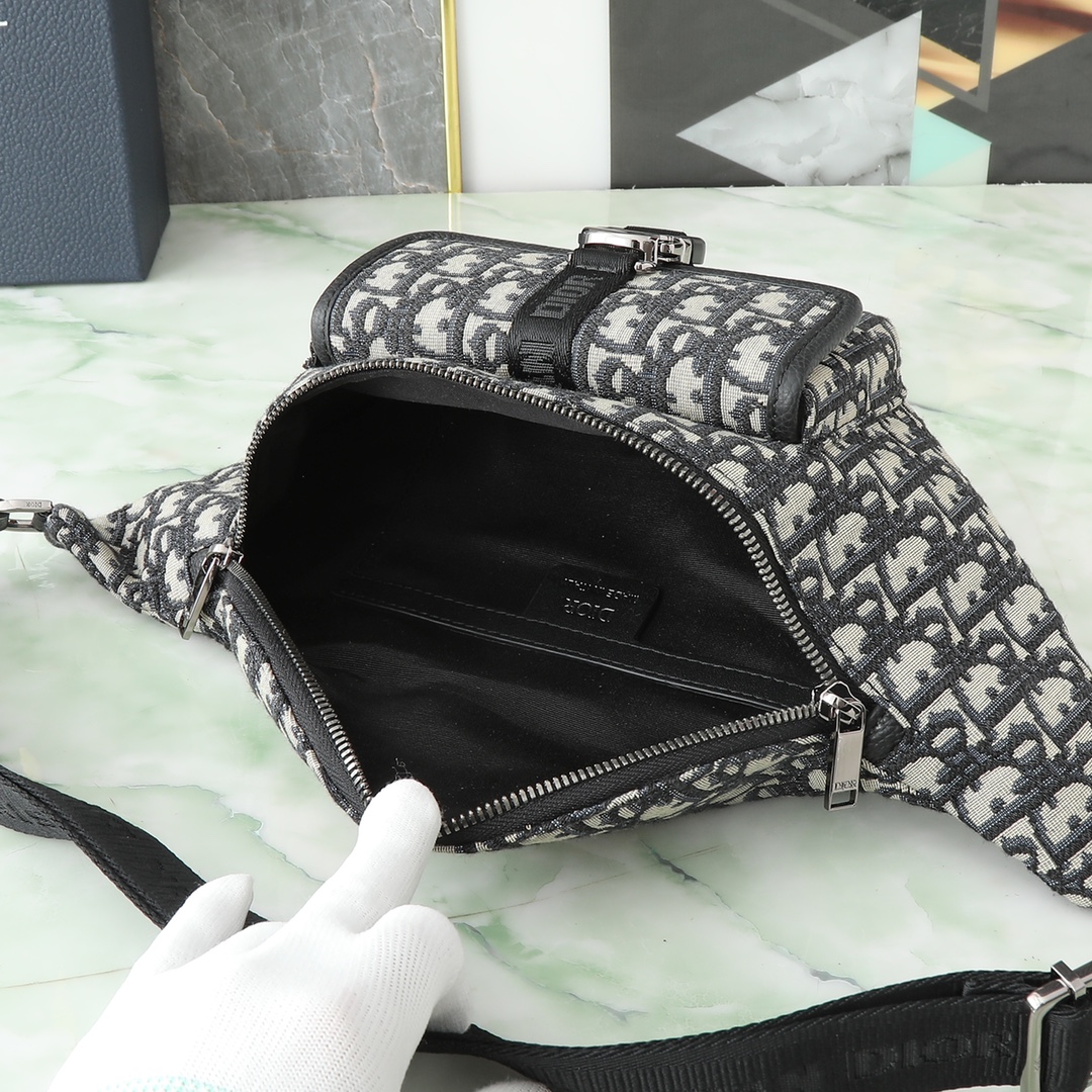 Dior Basic Bag Cow Leather Black L-s