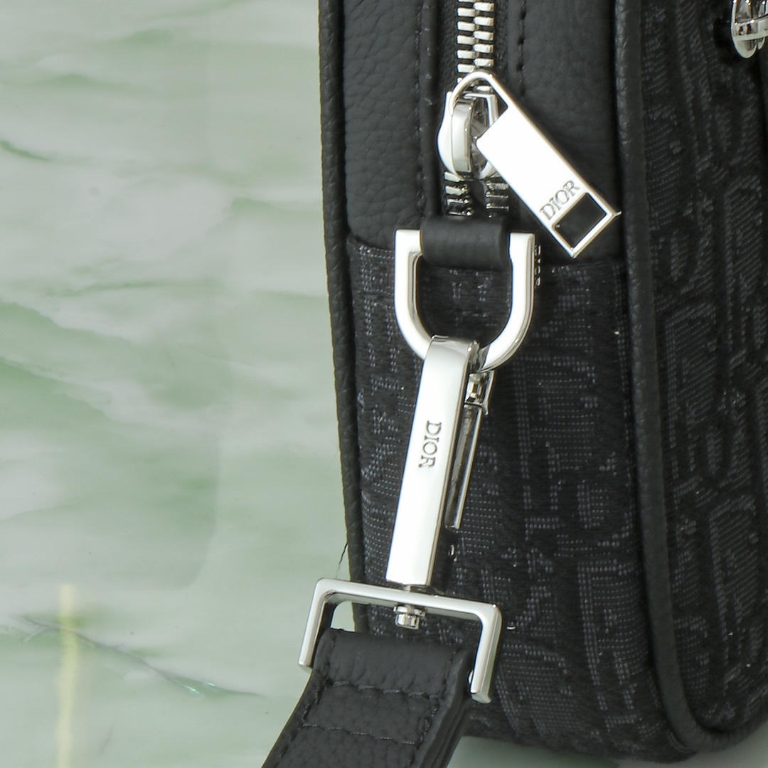 Dior Basic Bag Cow Leather Black L-s