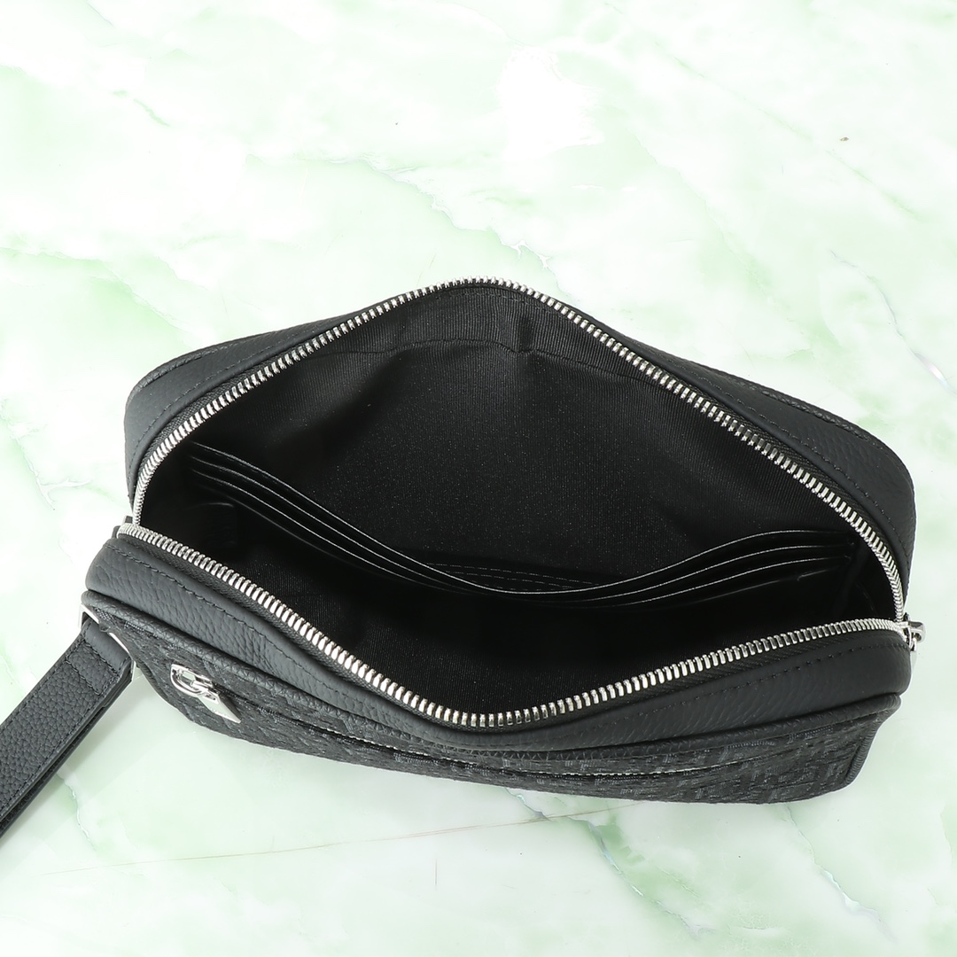 Dior Basic Bag Cow Leather Black L-s