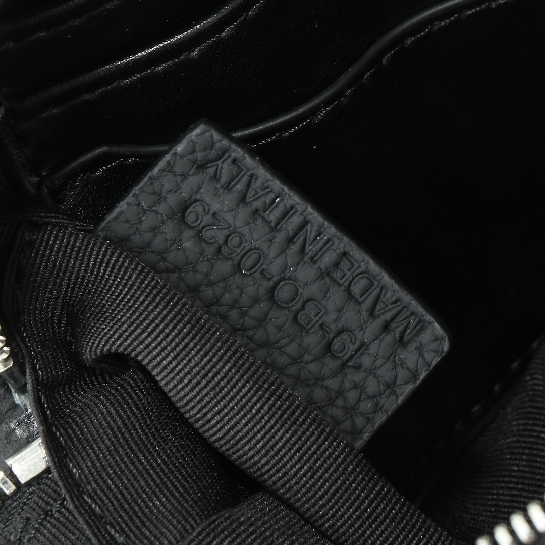 Dior Basic Bag Cow Leather Black L-s