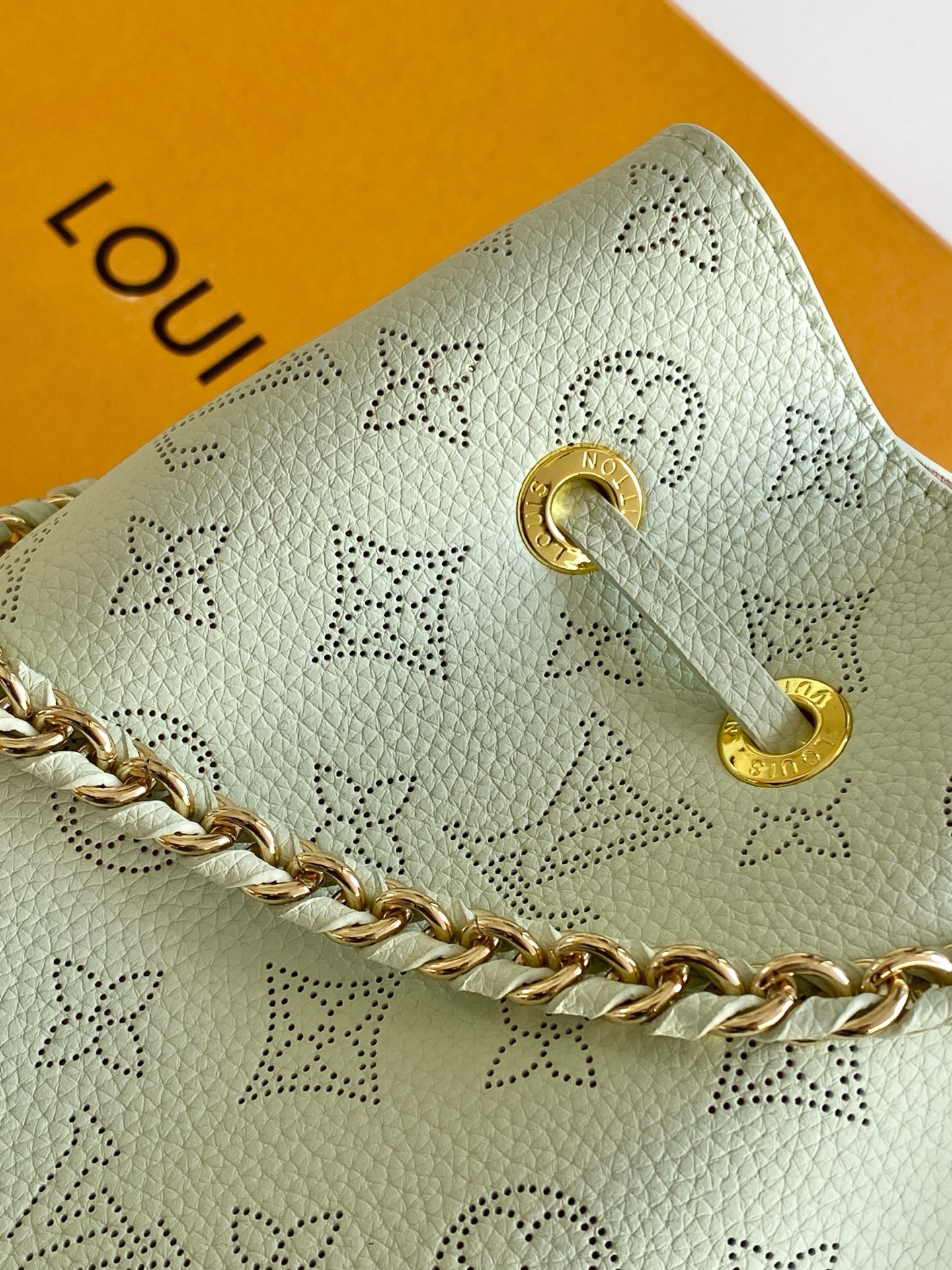 Louis Vuitton Bucket Bag Cow Leather Black M-l