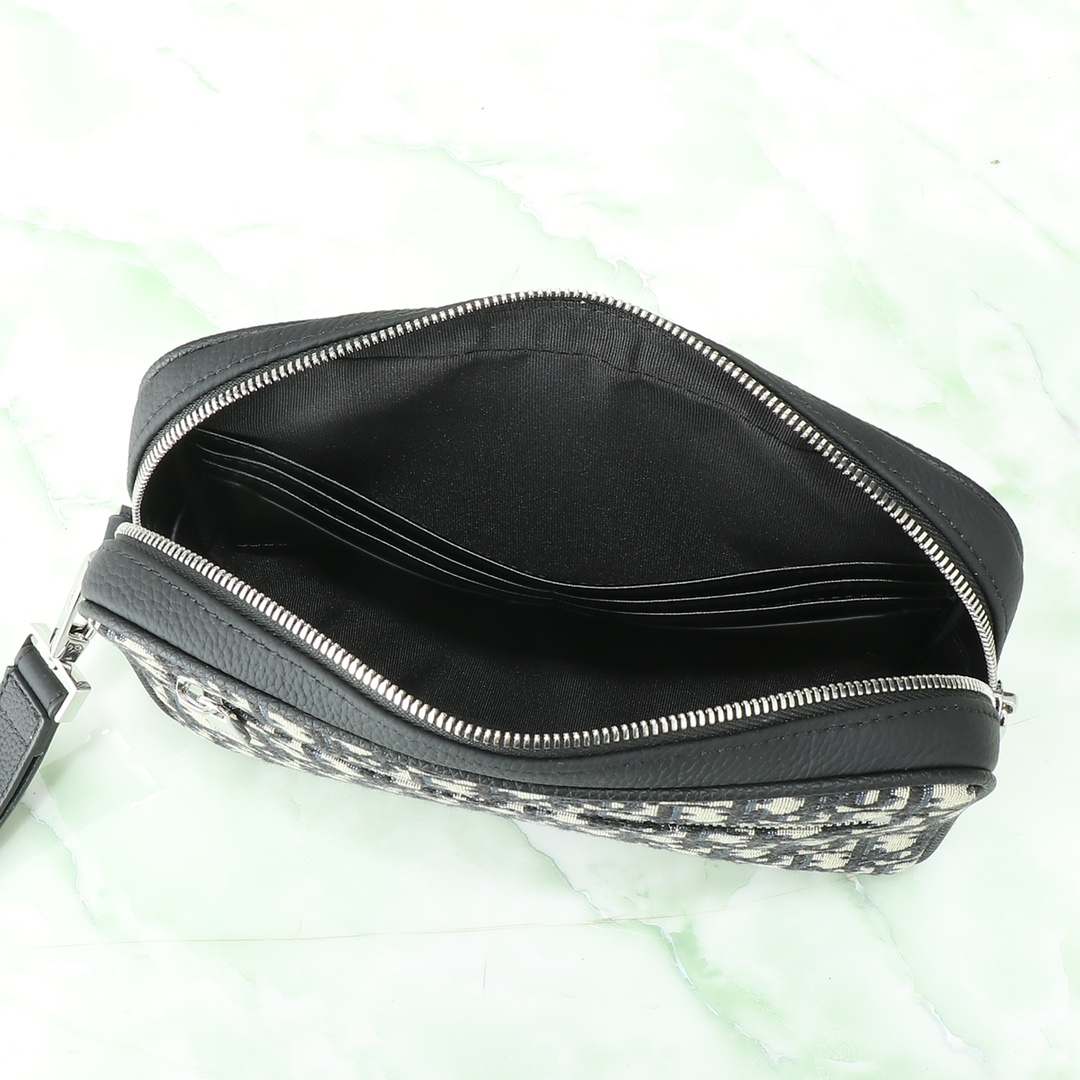 Dior Basic Bag Cow Leather Black L-s