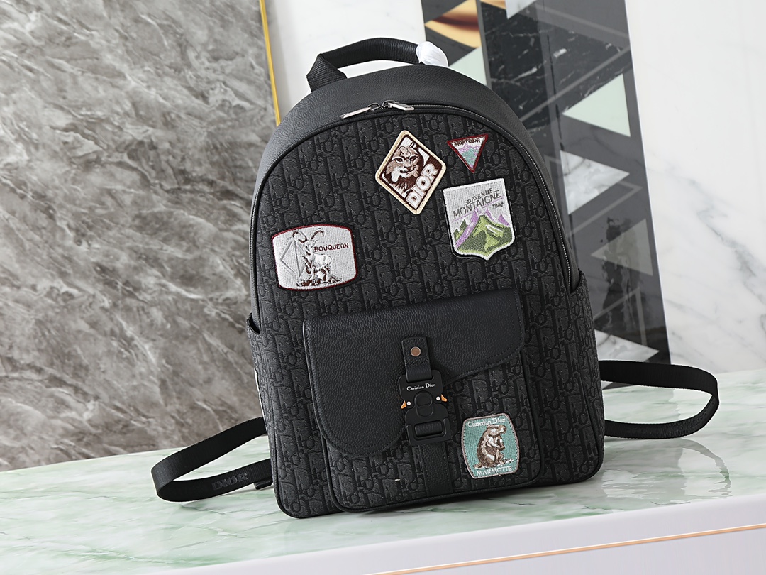 Dior Shoulder Bag Cow Leather Black M-l-s