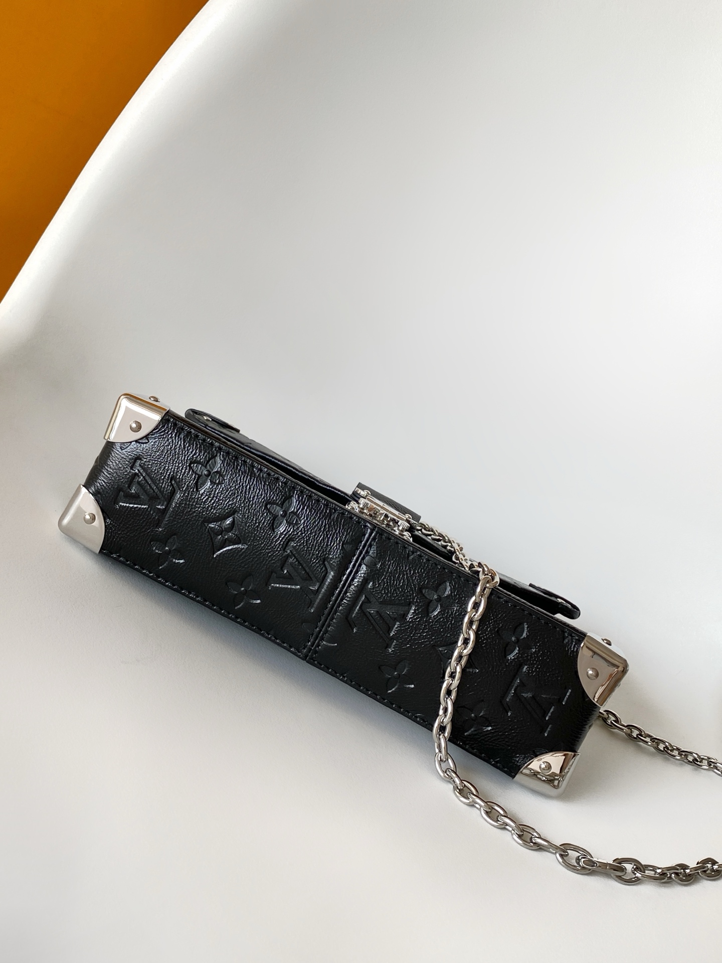 Louis Vuitton Basic Bag Cow Leather M-l-s