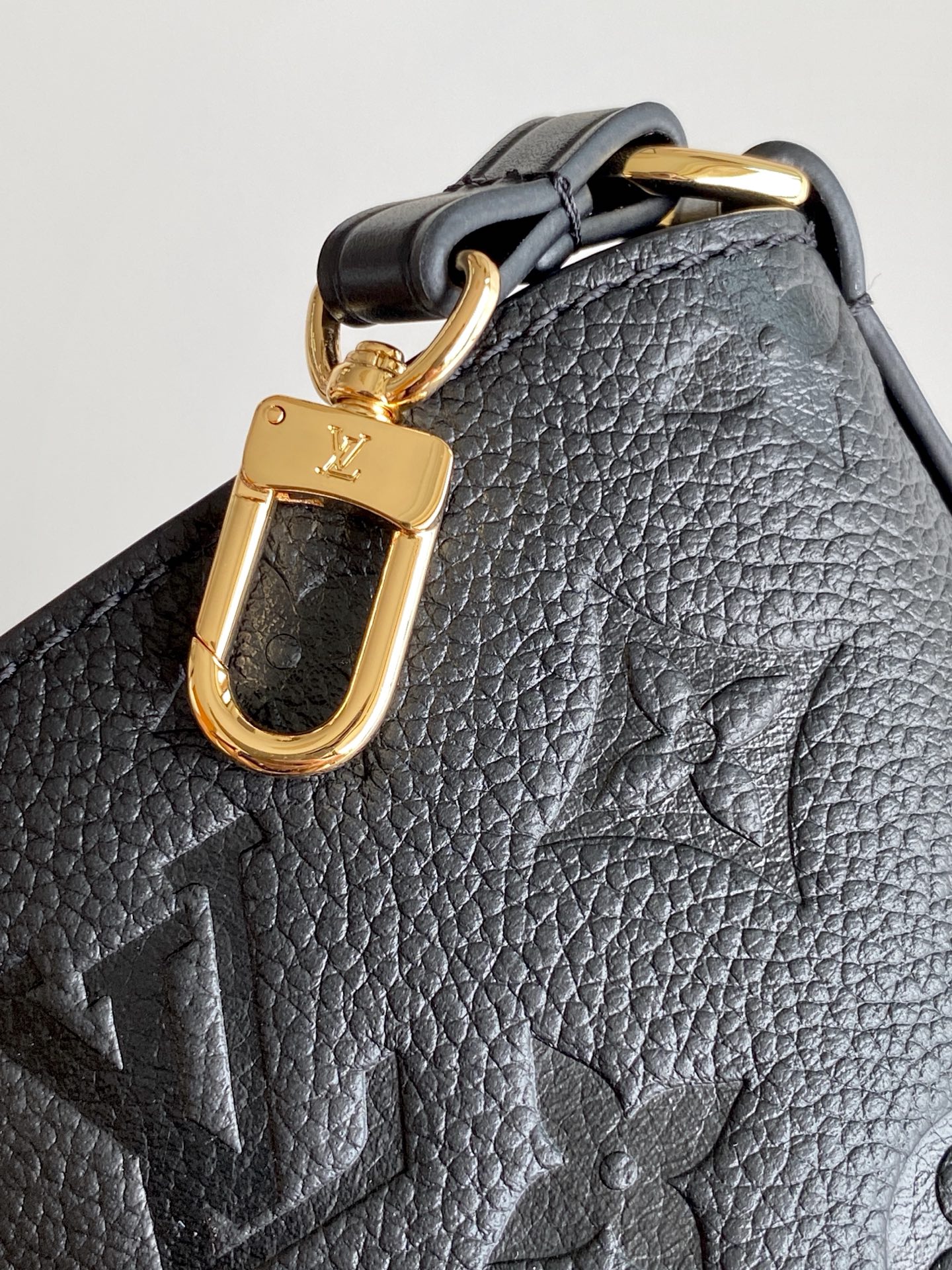 Louis Vuitton Tote Bag Cow Leather Black M-l