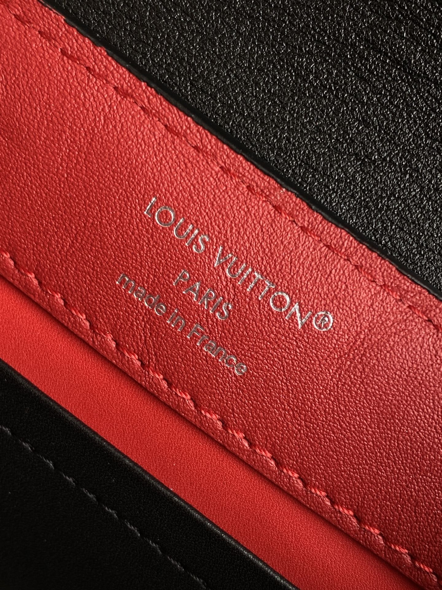 Louis Vuitton Basic Bag Cow Leather Black M-s