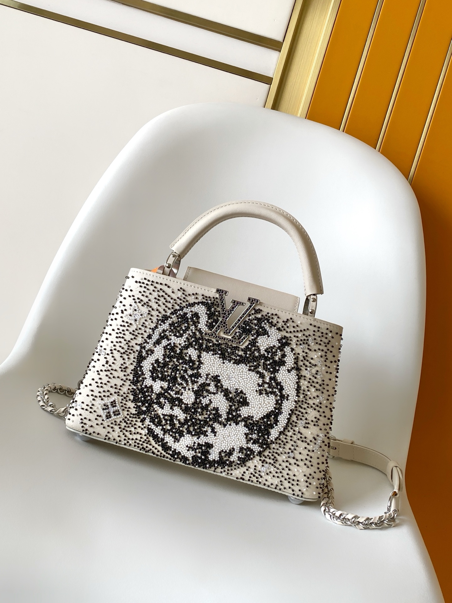 Louis Vuitton Basic Bag Cow Leather Black M-s