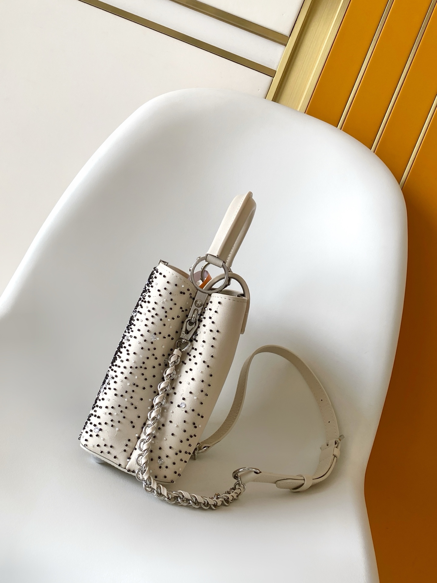 Louis Vuitton Basic Bag Cow Leather Black M-s