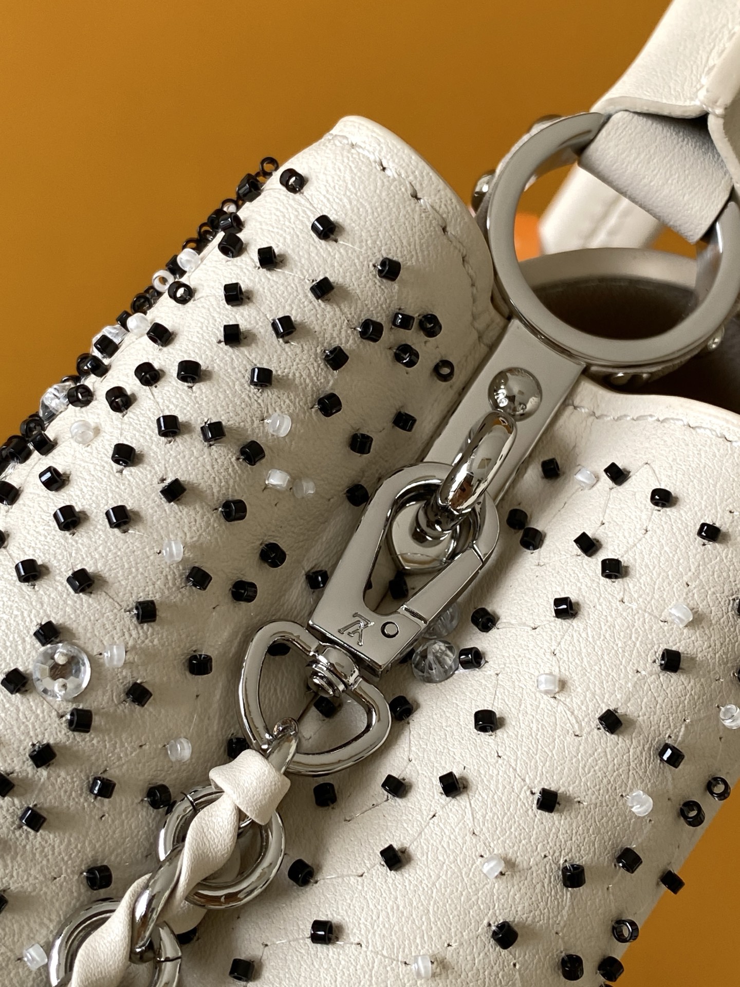 Louis Vuitton Basic Bag Cow Leather Black M-s