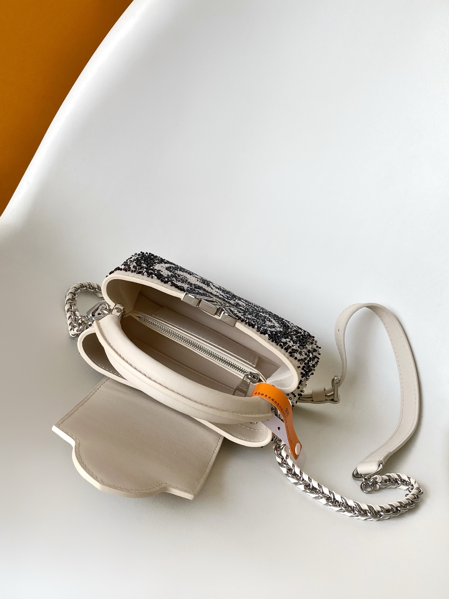 Louis Vuitton Basic Bag Cow Leather Black M-s