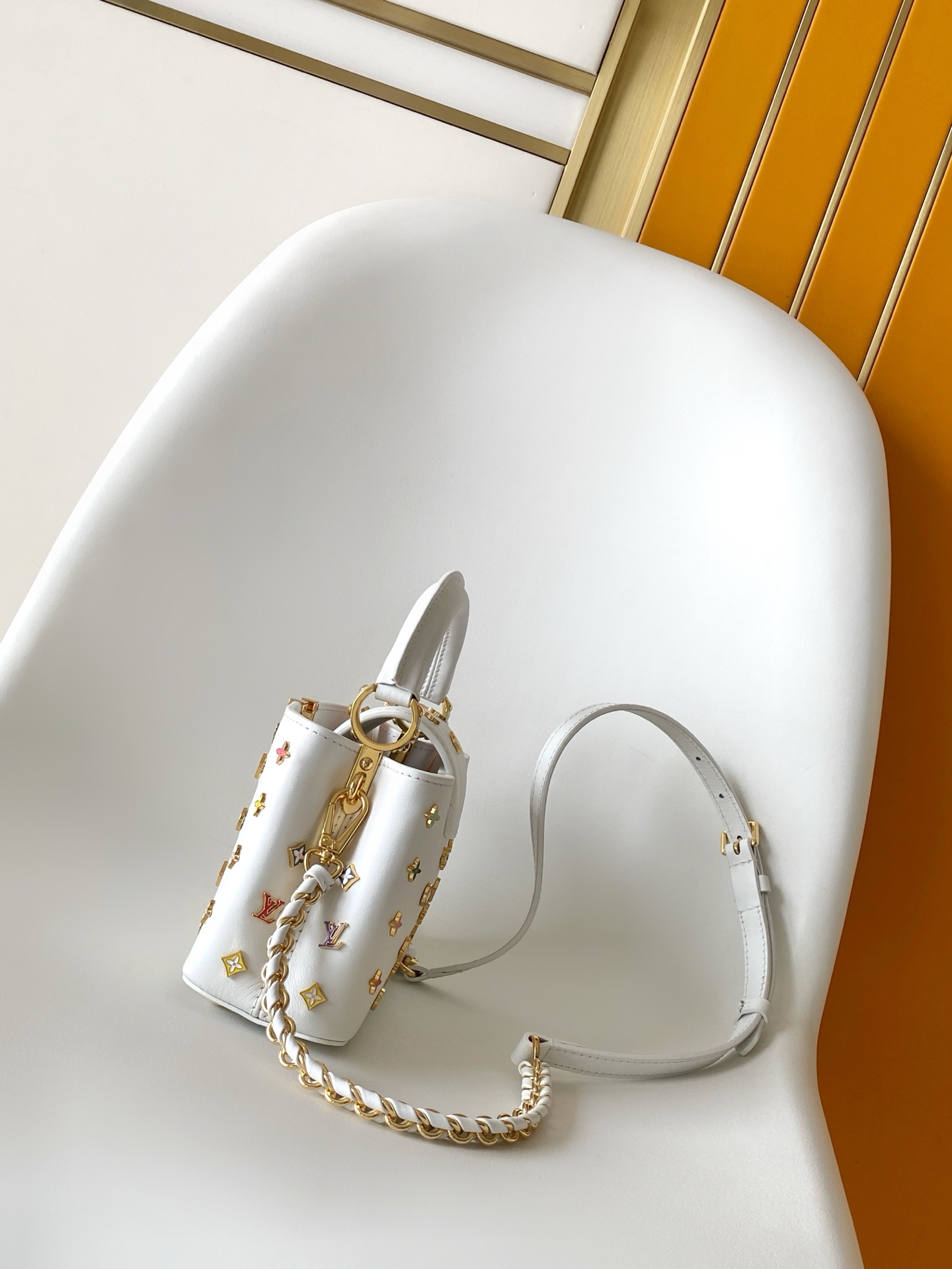 Louis Vuitton Basic Bag Cow Leather M-l-s