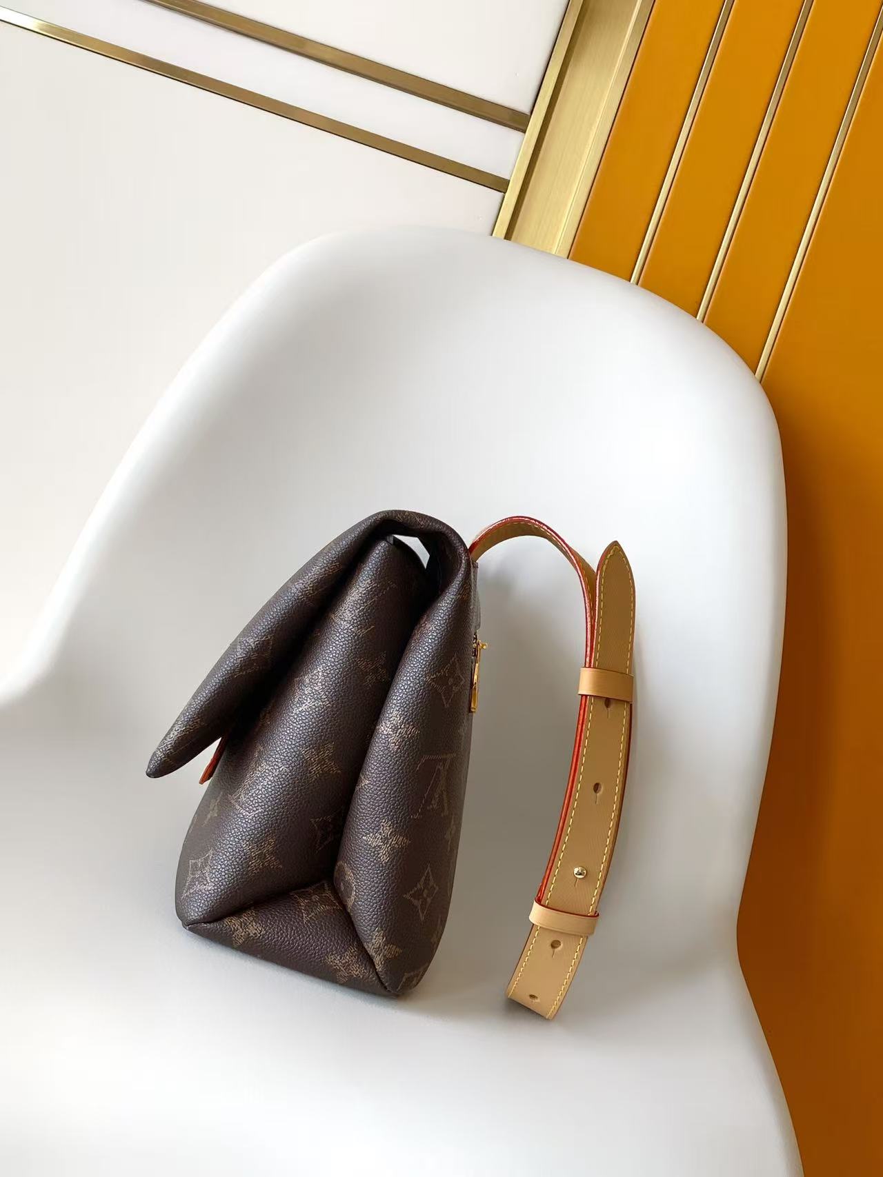 Louis Vuitton Messenger Bag Cow Leather M-l-s